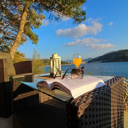 Bili Al - Two Bedroom With Terrace And Sea View Сasa de vacaciones Vela Luka