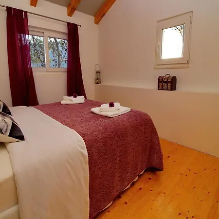 Bili Al - Two Bedroom With Terrace And Sea View Tatil Evi Vela Luka