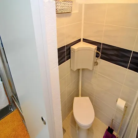 Holiday home Bili Al - Two Bedroom With Terrace And Sea View