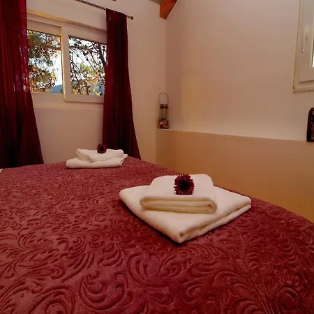 Bili Al - Two Bedroom With Terrace And Sea View Tatil Evi Vela Luka