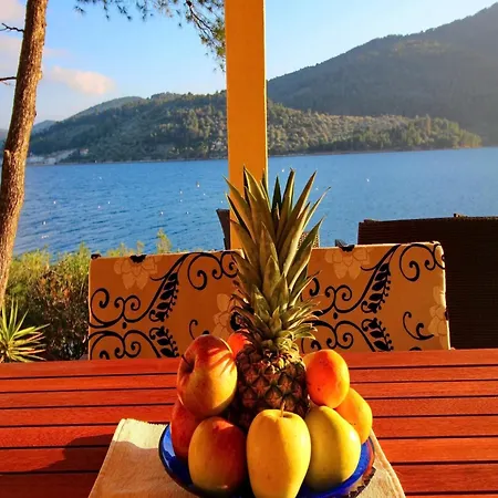 Bili Al - Two Bedroom With Terrace And Sea View Vela Luka